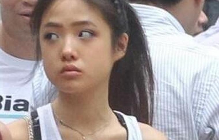 张学友16岁女儿近照