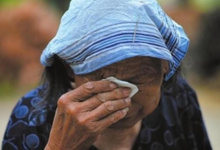 强奸老太致人死亡