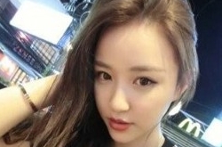 雪梨接受富二代求婚 超大钻戒以及求婚现场曝光