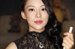 潘晓婷胸碰到球被判违规 看来胸大也不是好事