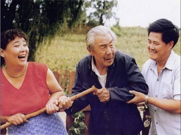 她曾夺赵本山初吻与刘晓庆撕X隐退被死亡 现儿子进娱乐圈