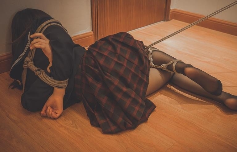 妻子被反复强奸
