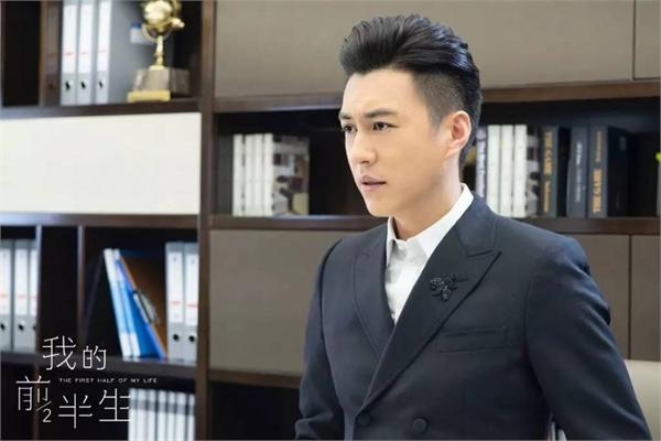 靳东回应人设崩塌装被批X没文化 引用古诗怼金星再惹非议