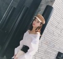 今年夏天什么单品最流行？一字领该怎么搭配？