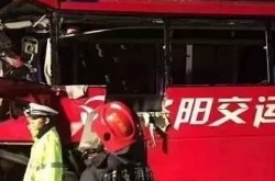 悲惨 成都开往洛阳大客车在秦岭隧道撞壁已致