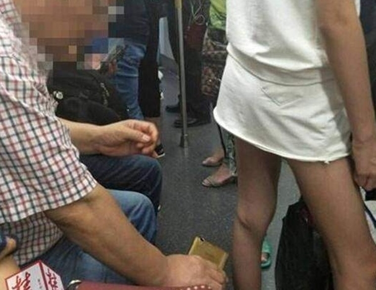 曝武汉地铁恶心男
