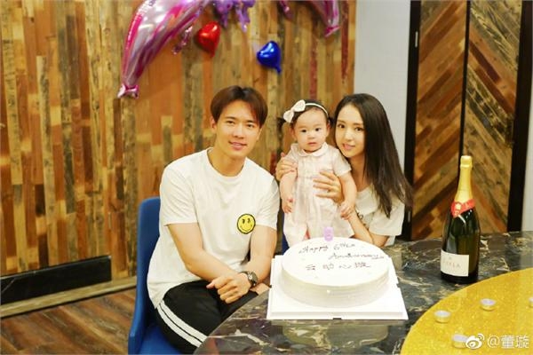 义渠君高云翔董璇6周年结婚纪念日秀幸福 暗示怀二胎女儿?