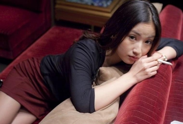 女子陪酒被下催情药