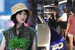 郑爽现身二手车行看中劳斯莱斯 被曝将给新开的