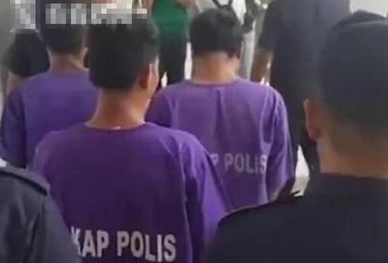 姐妹沦为亲人性奴