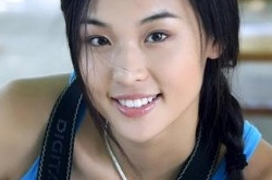 郑雅文真空 大秀性感身材胸部若隐若现（图片）