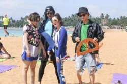柳岩的胸很大 傲人双峰和白嫩美腿十分抢镜