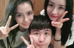 杨幂杨颖张大大合照 被问杨幂baby谁素颜美