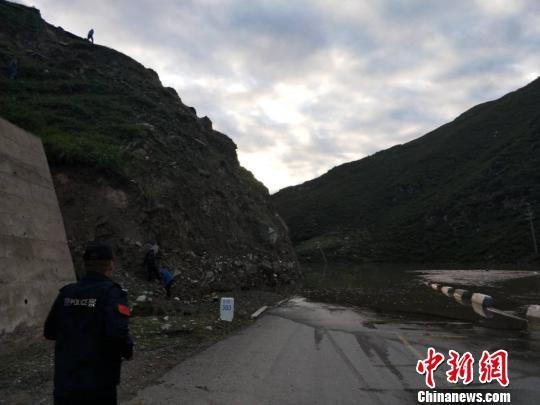 玛沁县人口_果洛州玛沁县地图