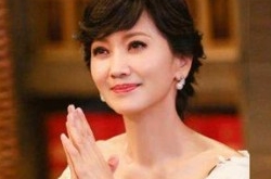 赵雅芝偷情遭家暴是谣言 赵雅芝正面回应粉丝力