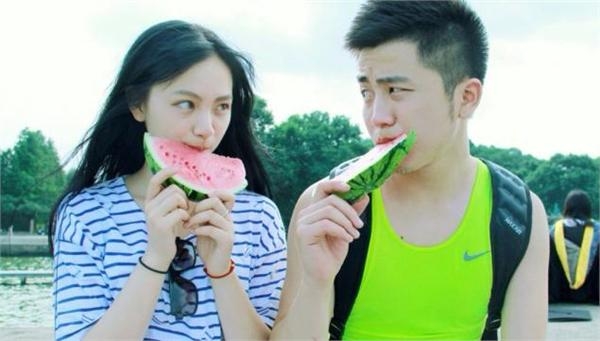  黄灿灿闺蜜曝其与富二代男友张振分手 结果被网友骂到流产