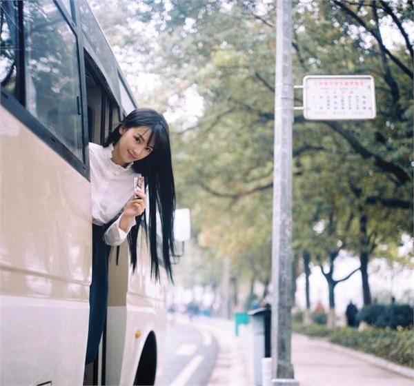  黄灿灿闺蜜曝其与富二代男友张振分手 结果被网友骂到流产