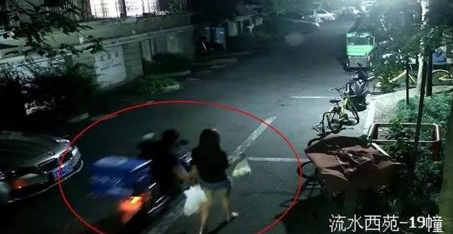 3女孩被外卖员猥亵