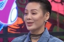 宁静自曝曾被性骚扰 讲述多次被男性疯狂袭胸