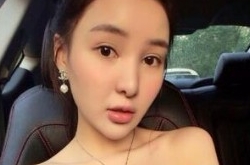 郭美美陪睡图片 网红郭美美炫富整容“一战