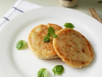 瘦身外酥裏糯的土豆蓧麵餅