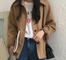 百搭灰驼色穿搭 简约叠穿才是冬季必备