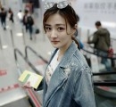 破洞牛仔外套如何穿搭 徐璐小姐姐教你穿出帅气