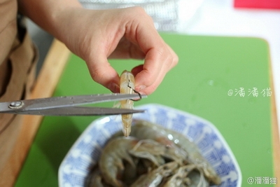 泰国蒜蓉辣酱海鲜锅步骤7