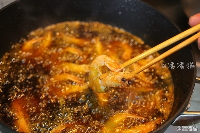 泰国蒜蓉辣酱海鲜锅步骤12