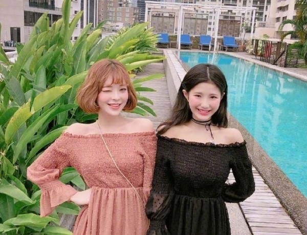 夏季闺蜜旅游穿什么  小姐妹一起旅游穿什么