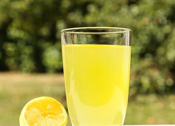 柠檬水什么时候喝最好 