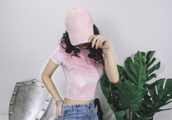 夏天适合穿什么衣服 夏季什么款式的衣服时髦又清凉
