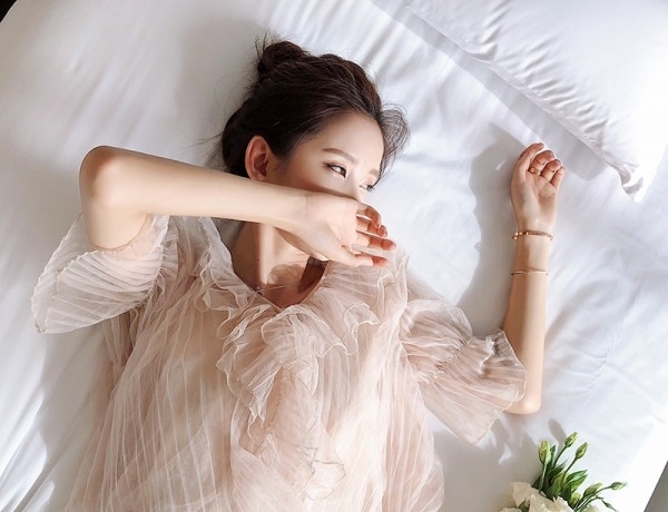 荷叶边上衣 让你做个小仙女