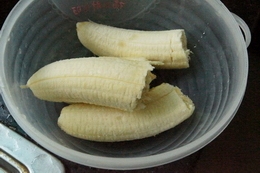 香蕉雪梨小软饼步骤1
